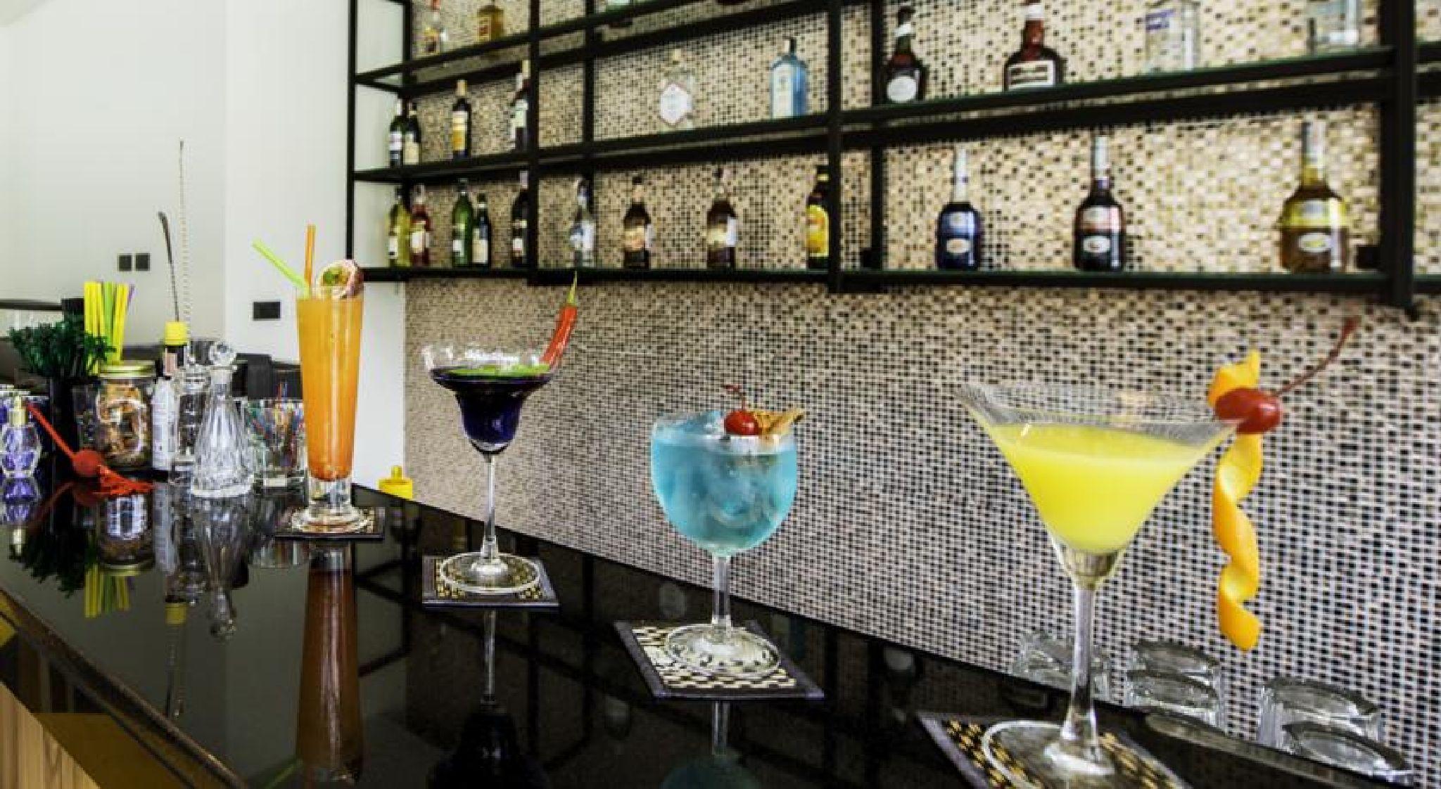 The Lunar Patong Phuket Ngoại thất bức ảnh