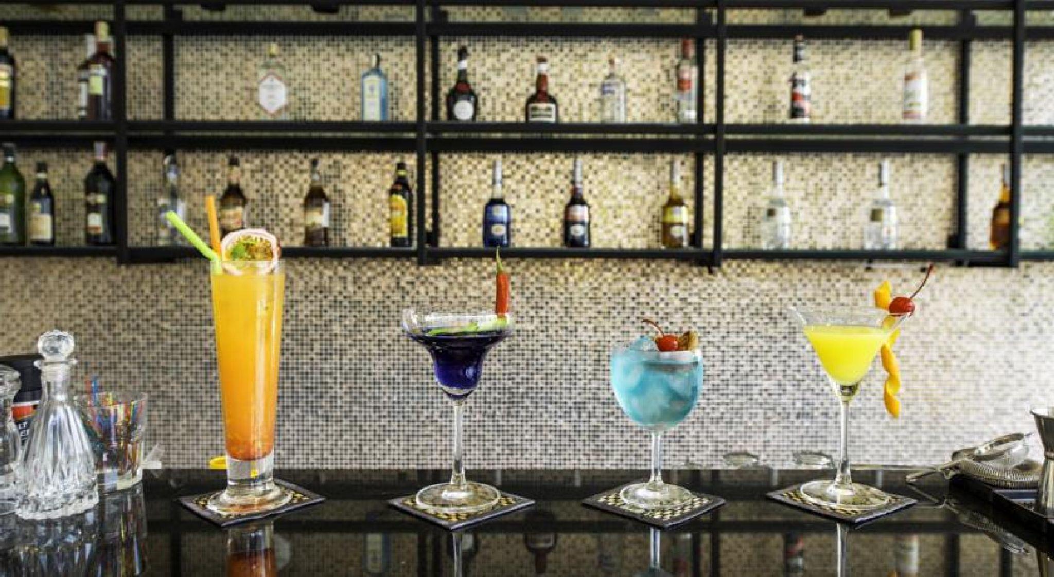 The Lunar Patong Phuket Ngoại thất bức ảnh