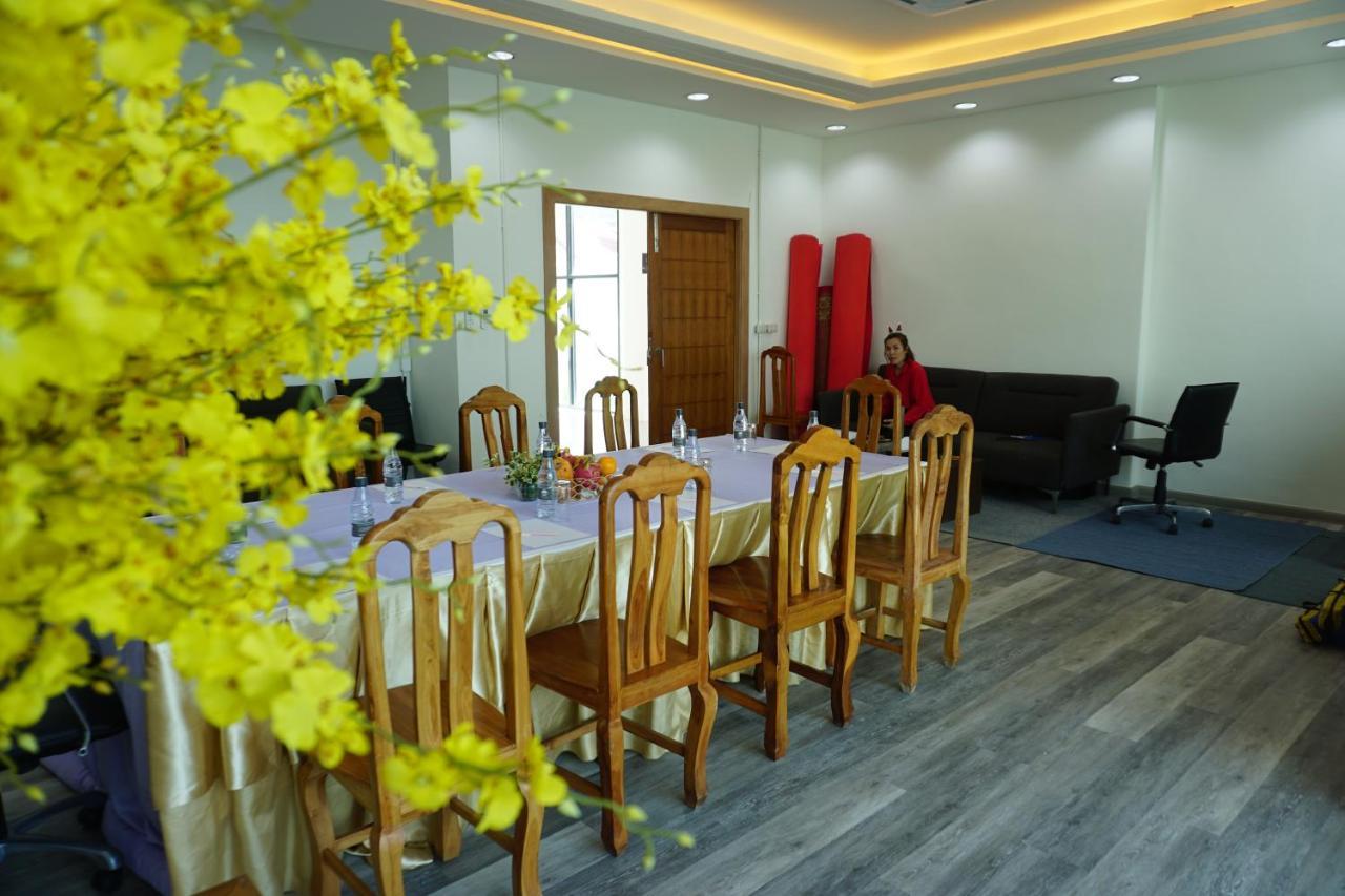 The Lunar Patong Phuket Ngoại thất bức ảnh