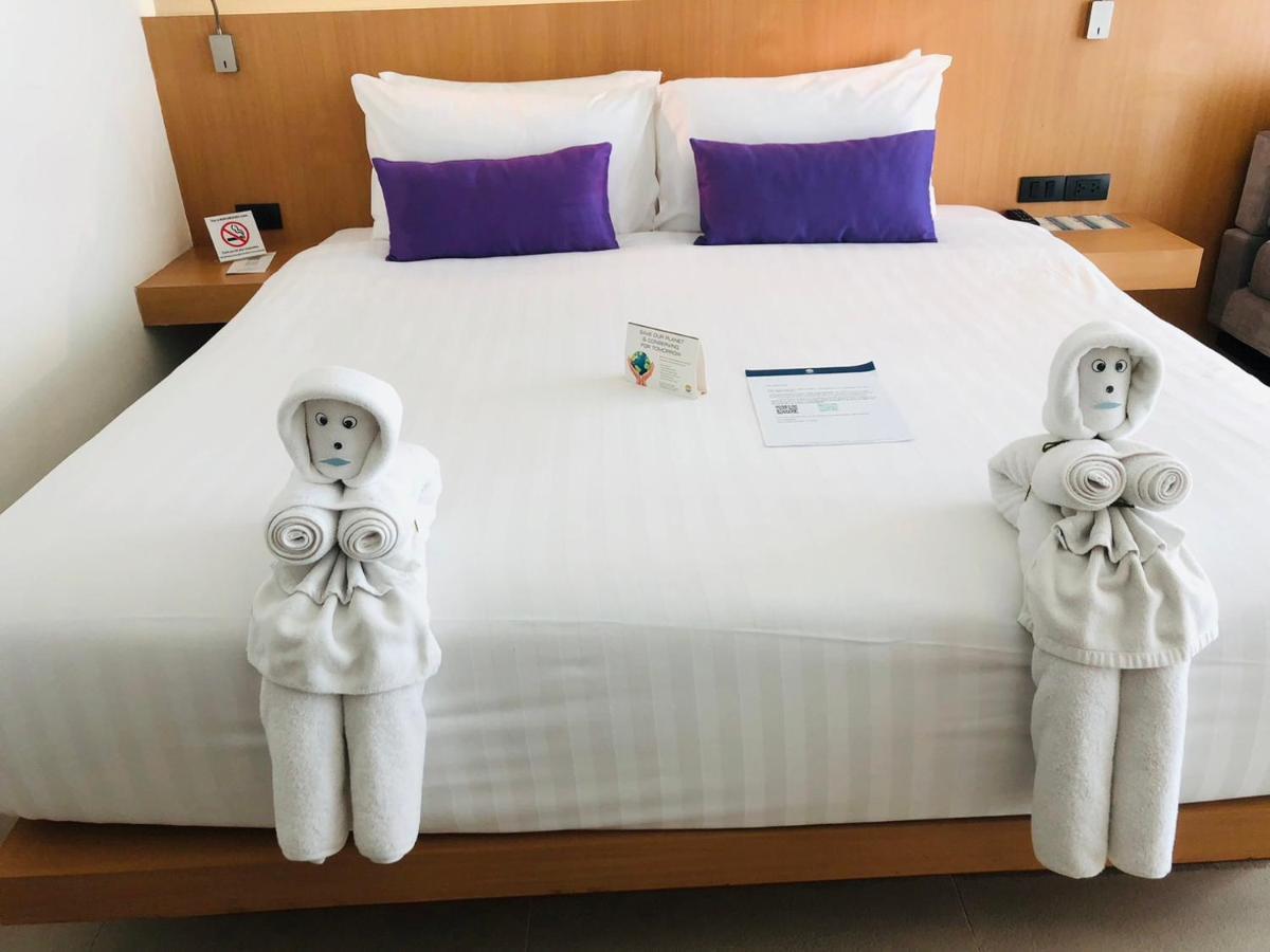 The Lunar Patong Phuket Ngoại thất bức ảnh