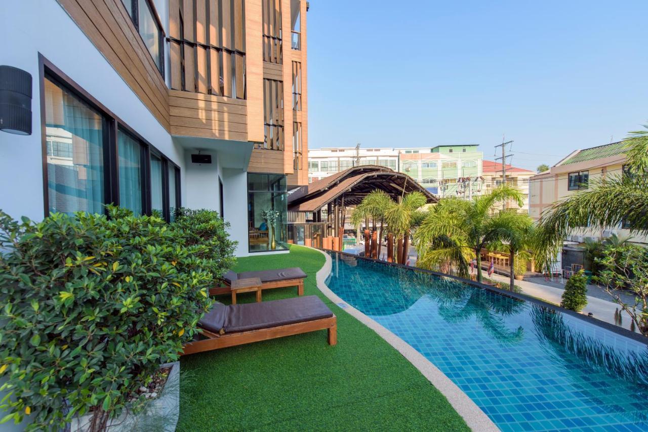 The Lunar Patong Phuket Ngoại thất bức ảnh